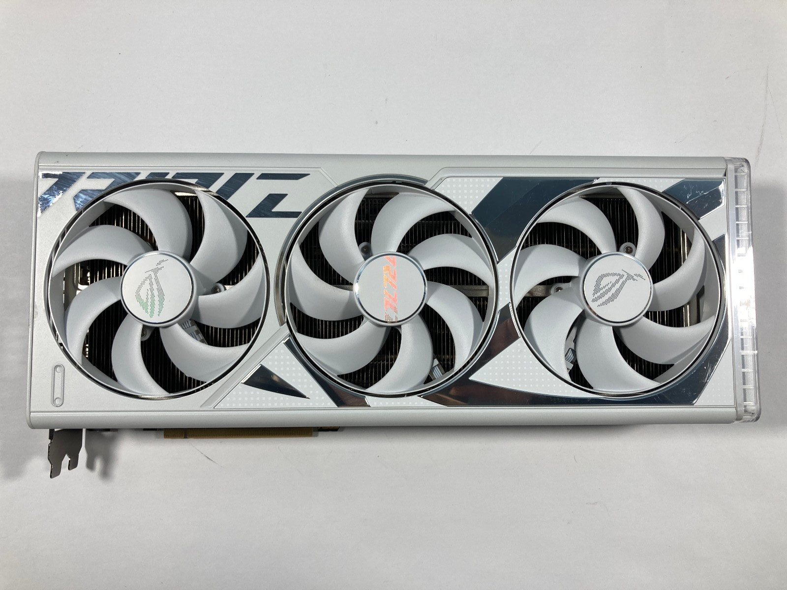 BH 2 ERHALTE 1 ANGEBOT ASUS RO – Rtx 4090 24Gb Gddr6X Bewertung und Preis